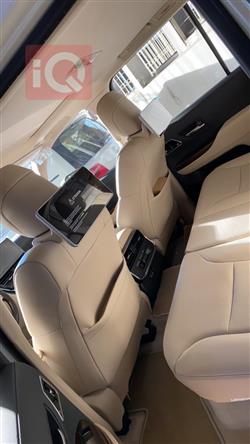 تۆیۆتا لاند کروزەر